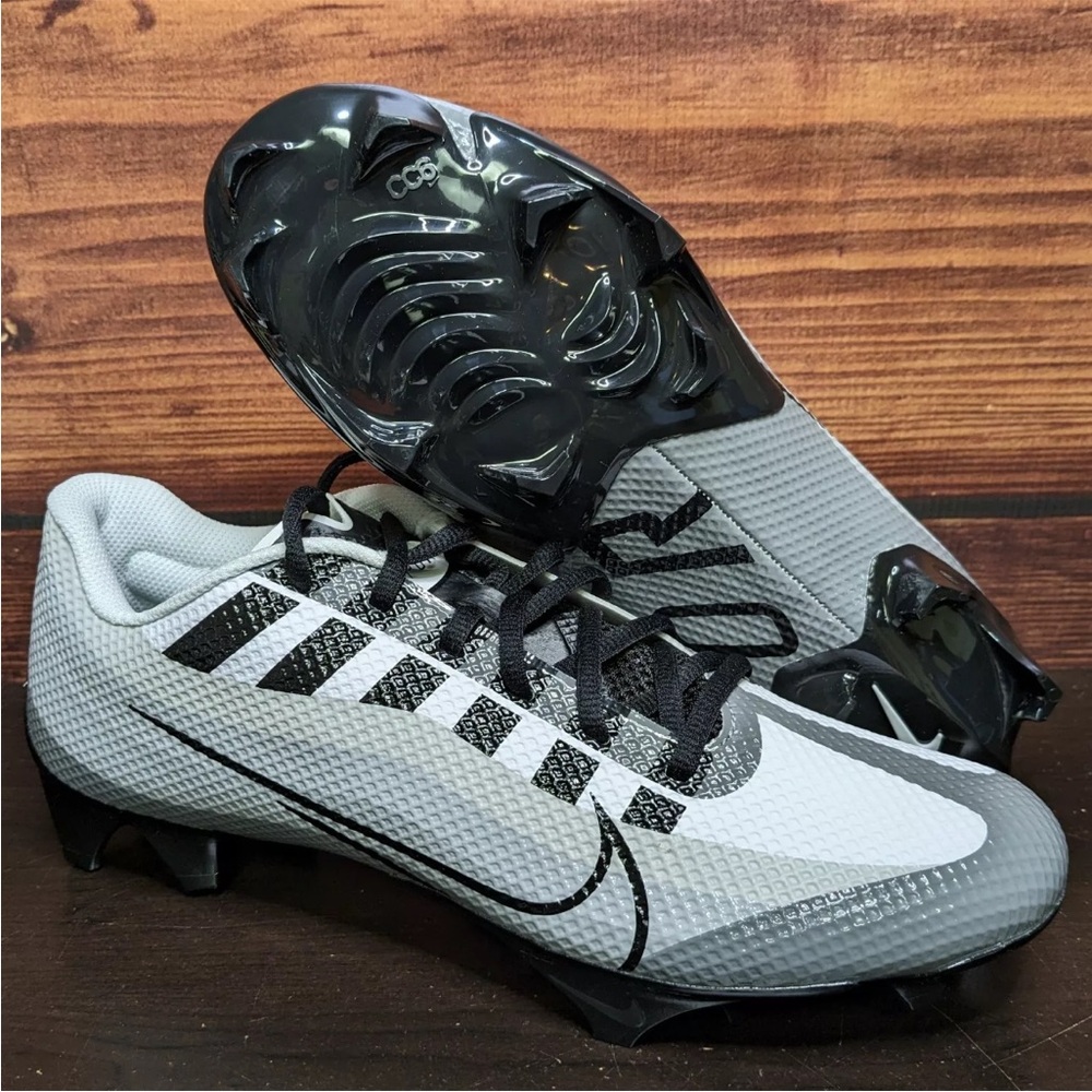 Nike Vapor Edge Speed 360 Black and Gray Football Cleats‎ Sz 13 New No Box